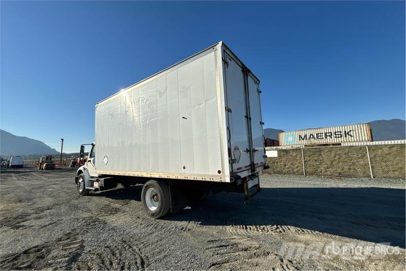Freightliner M2 106 Camion cassonati
