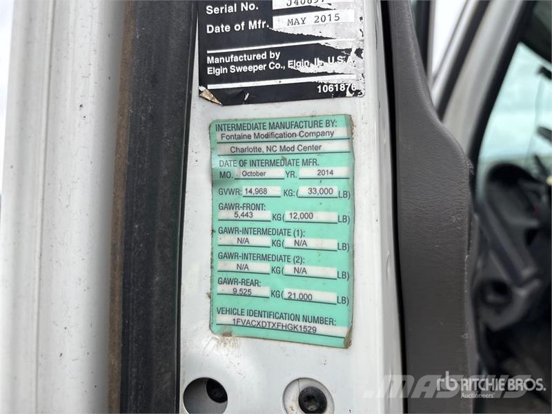 Freightliner M2 106 Kamioni za čišćenje ulica