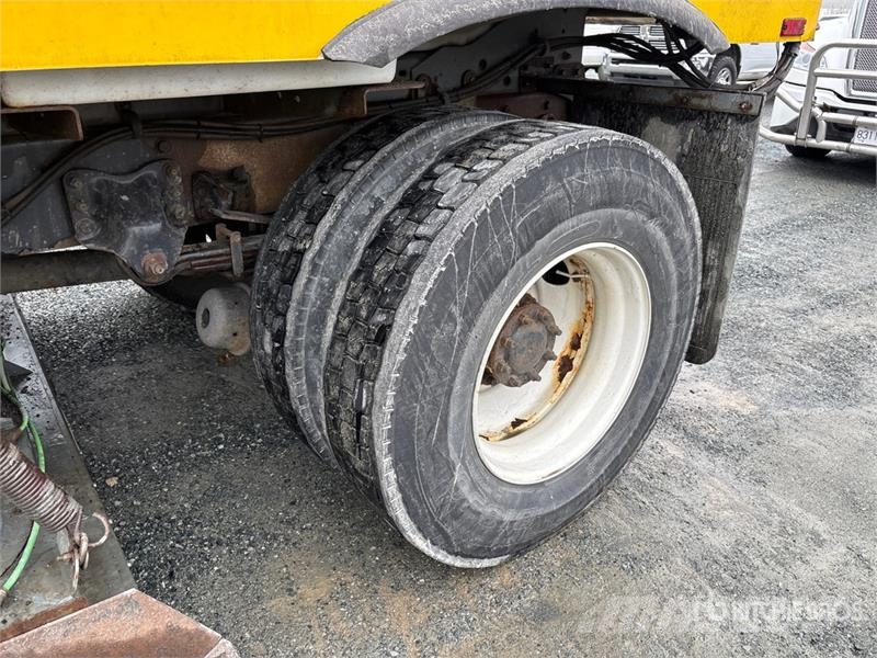 Freightliner M2 106 Kamioni za čišćenje ulica