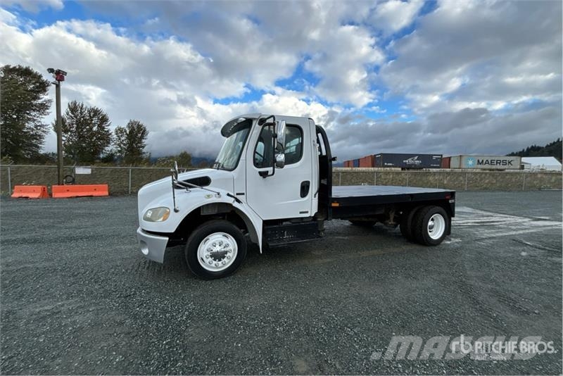 Freightliner M2 106 Flatbed / Dropside trucks