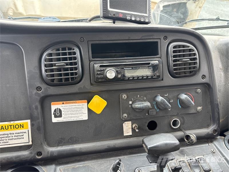 Freightliner M2 106 Kamioni za čišćenje ulica