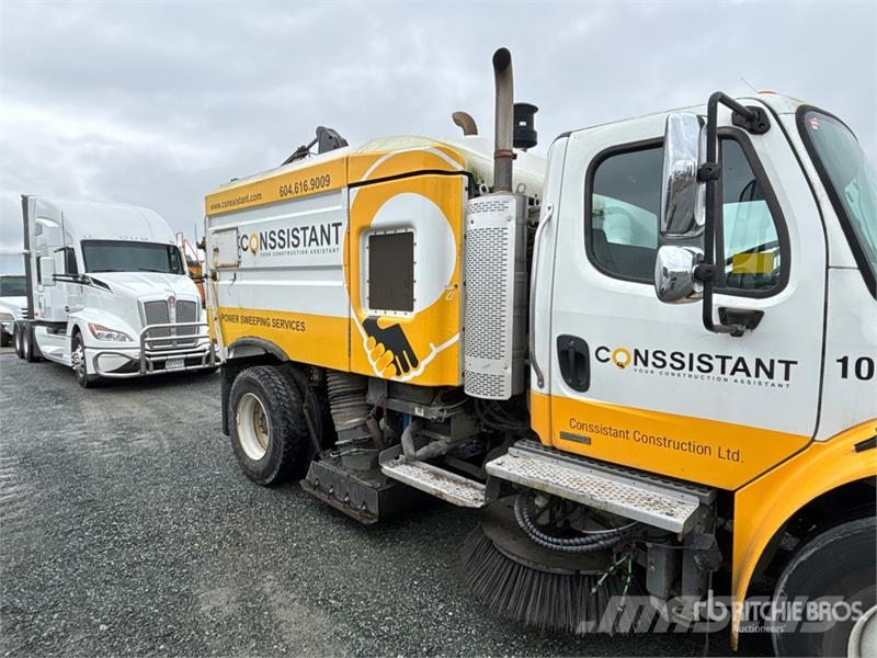 Freightliner M2 106 Kamioni za čišćenje ulica