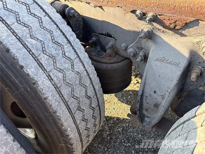 Freightliner M2 106 Cabines