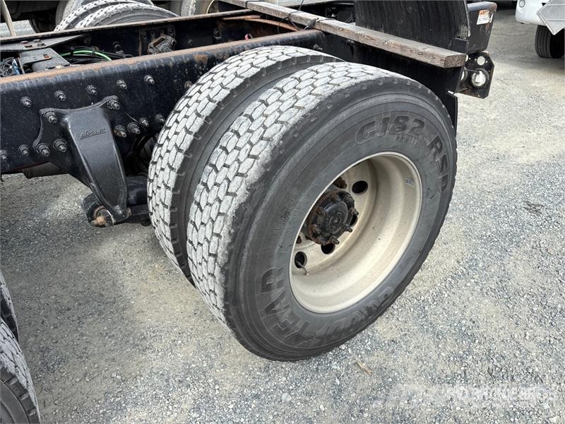 Freightliner M2 106 Kabine i unutrašnjost