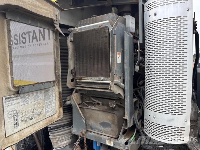 Freightliner M2 106 Kamioni za čišćenje ulica