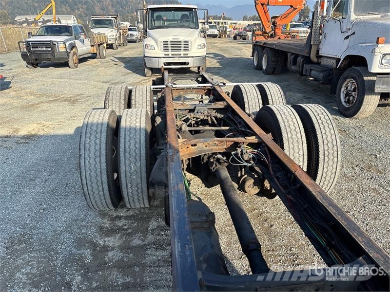 Freightliner M2 106 Cabines