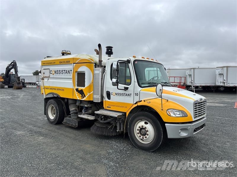 Freightliner M2 106 Kamioni za čišćenje ulica