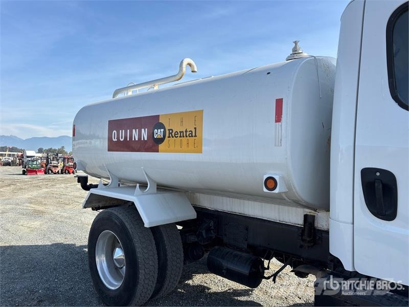Freightliner M2 106 4x2 Water Truck Ūdens mašīnas