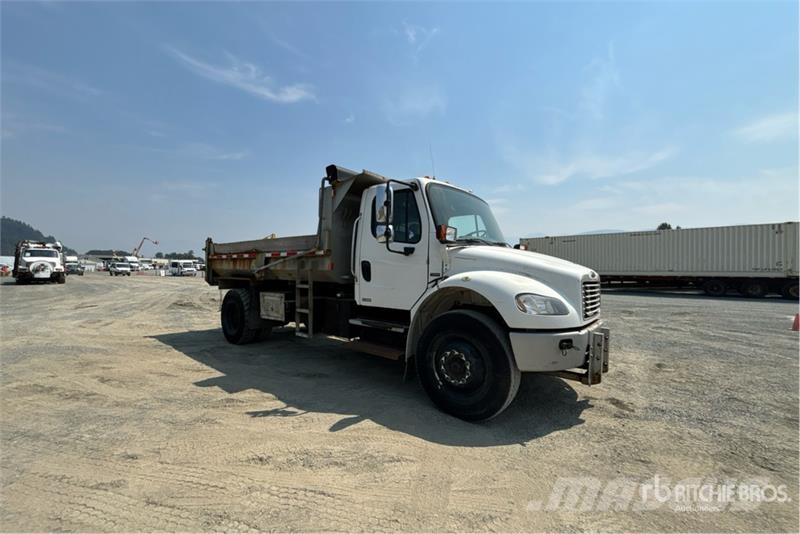 Freightliner M2 106 4x2 S/A Dump Truck Kiperi kamioni