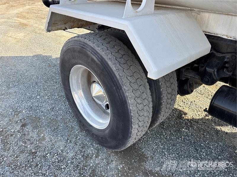 Freightliner M2 106 4x2 Water Truck Ūdens mašīnas