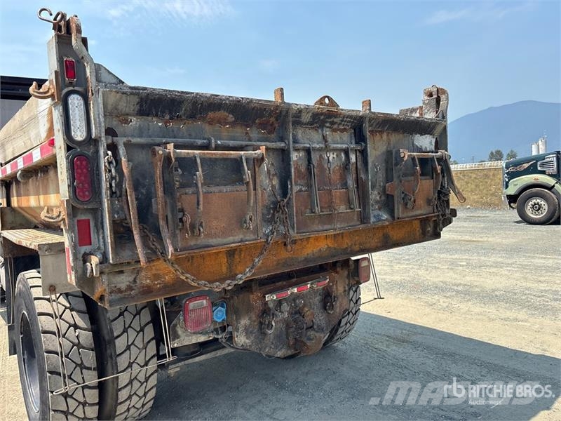 Freightliner M2 106 4x2 S/A Dump Truck Kiperi kamioni