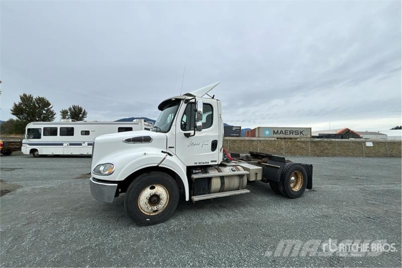 Freightliner M2 112 Sadulveokid