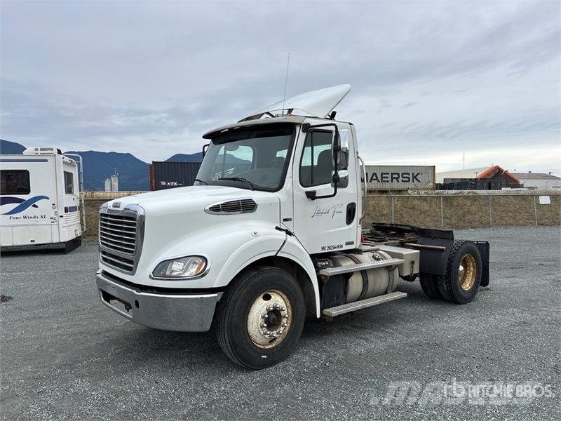 Freightliner M2 112 Sadulveokid