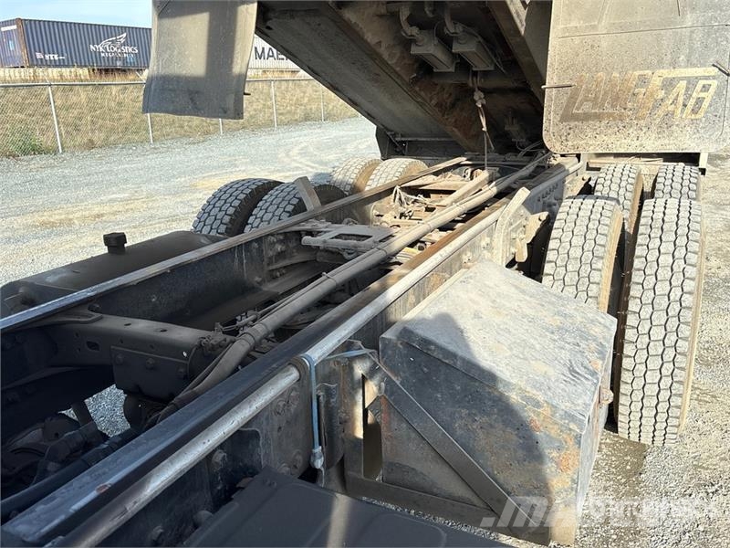 Freightliner M2 112 6x4 T/A Dump Truck Tippbilar