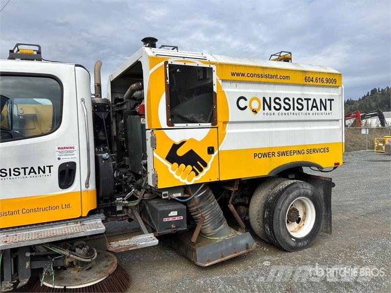 Freightliner M2 Sweeper Truck Šlavimo sunkvežimiai