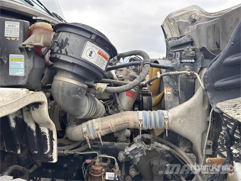 Freightliner M2112 Crane trucks