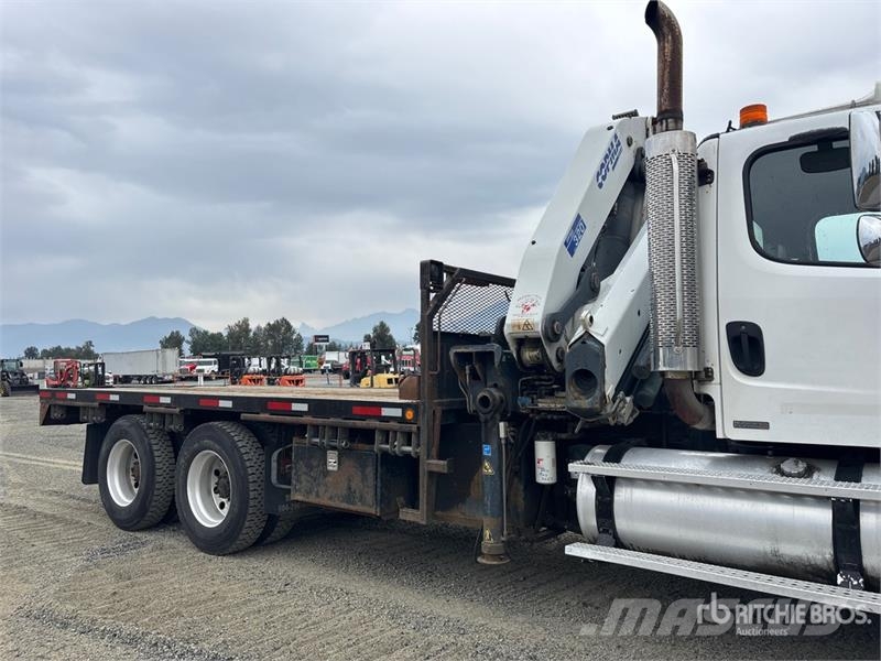 Freightliner M2112 Crane trucks