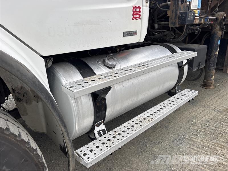 Freightliner M2112 Crane trucks