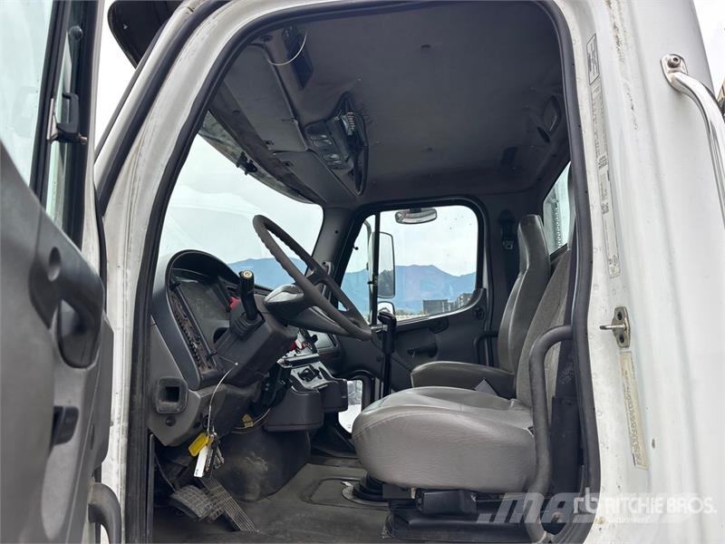 Freightliner M2112 Crane trucks