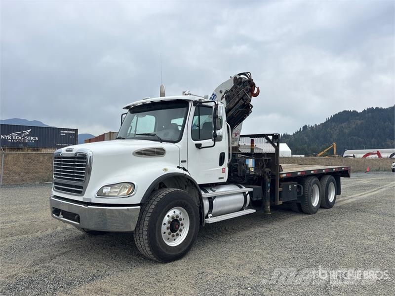 Freightliner M2112 Crane trucks