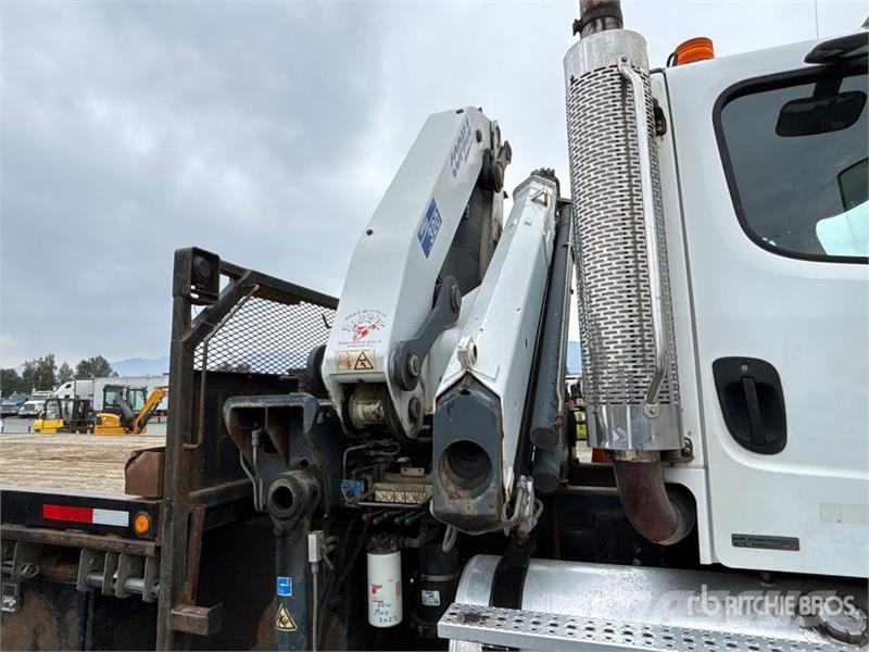 Freightliner M2112 Crane trucks