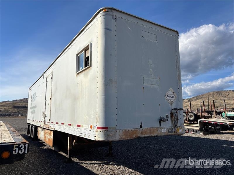 Fruehauf 45 ft T/A Shop Generator Trailer Maskintransporter