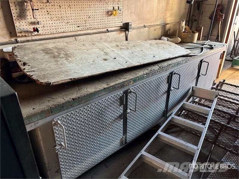Fruehauf 45 ft T/A Shop Generator Trailer Maskintransporter