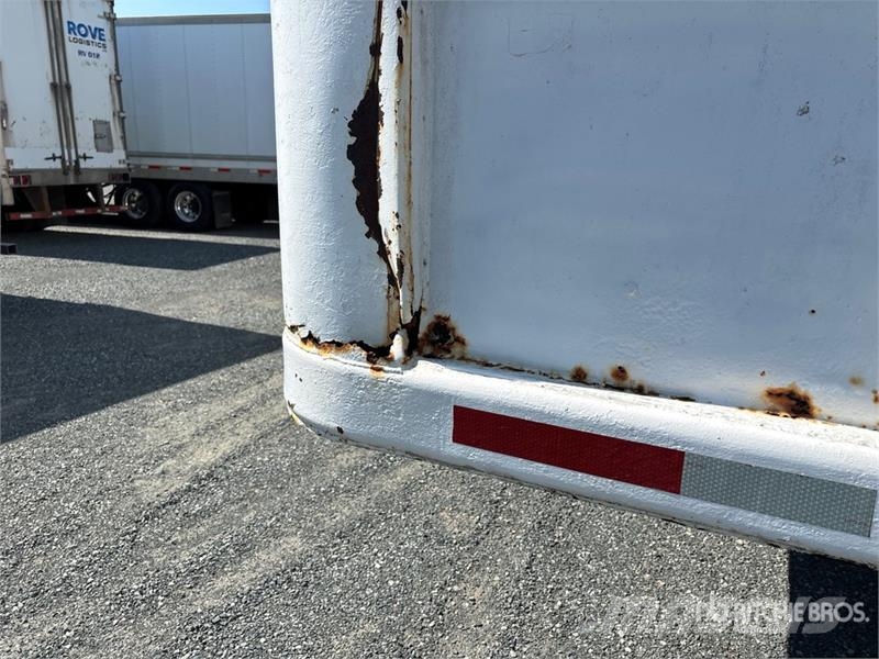 Fruehauf 45 ft x 102 in T/A Tool Crib Van Trailer Reboques de caixa fechada