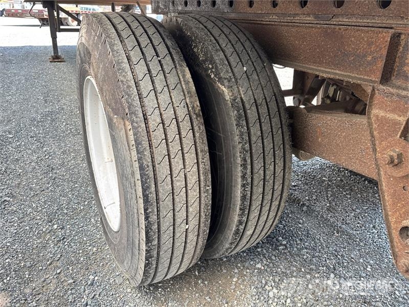 Fruehauf 45 ft x 102 in T/A Tool Crib Van Trailer Reboques de caixa fechada