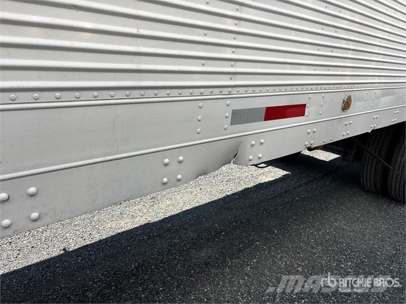 Fruehauf 45 ft x 102 in T/A Tool Crib Van Trailer Reboques de caixa fechada