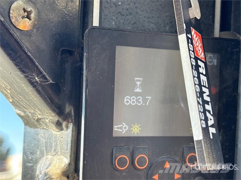 Gehl R105 Skid Steer Loader Kompaktrakodók