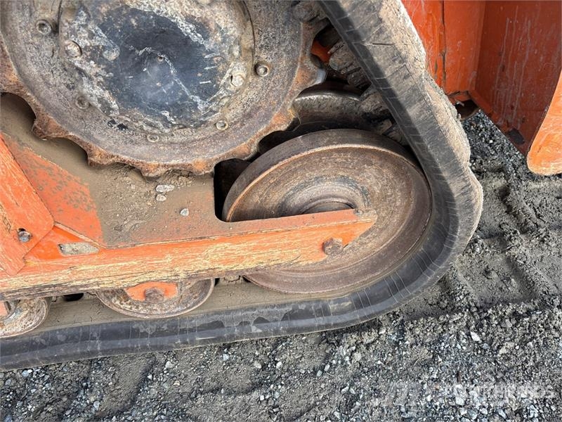 Gehl RT135 Compact Track Loader Kompaktrakodók