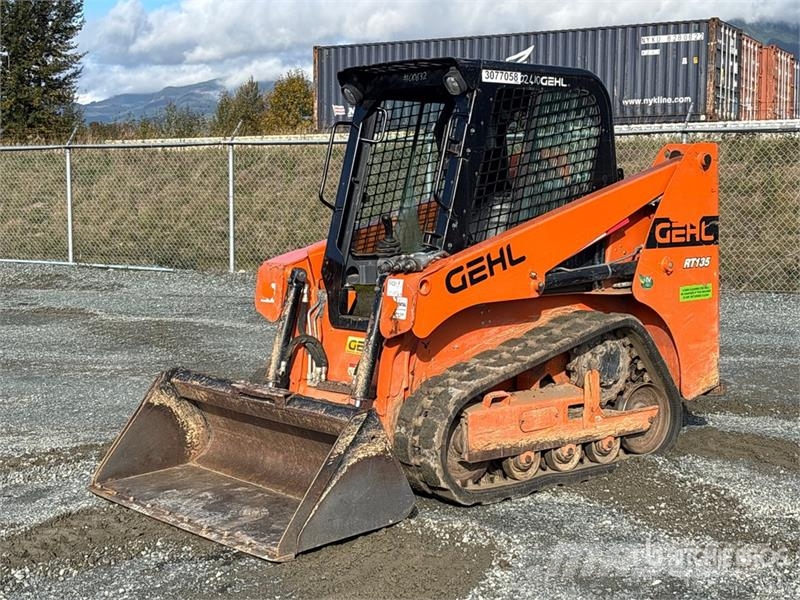 Gehl RT135 Compact Track Loader Kompaktrakodók