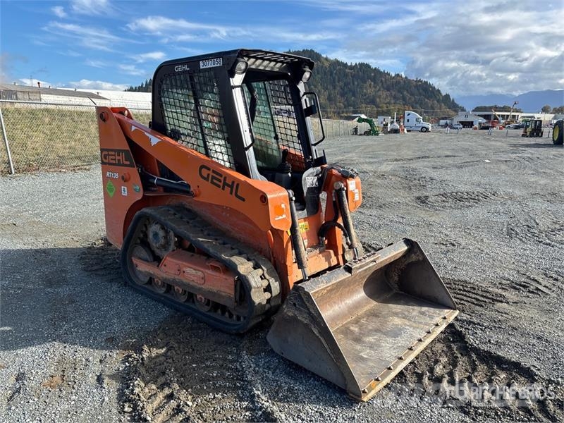 Gehl RT135 Compact Track Loader Kompaktrakodók