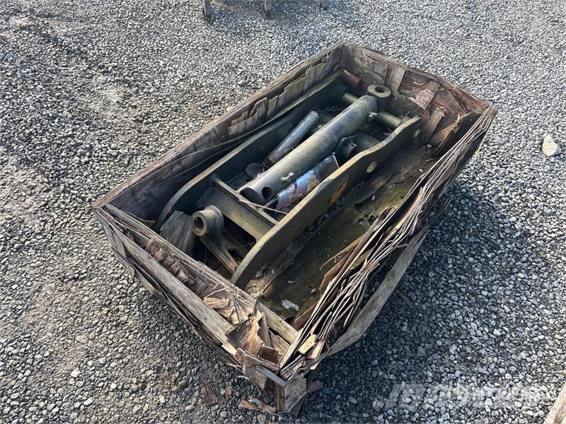 Geith 40 in Hydraulic Excavator Thumb Kašike / Korpe