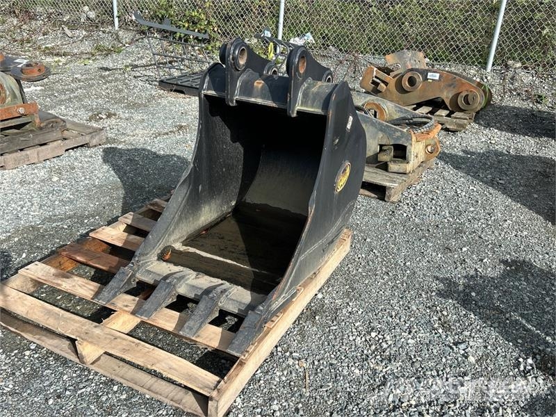 Geith H11-0600 24 in Digging Excavator Bucket (Unused) Kanalak