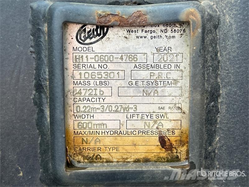 Geith H11-0600 24 in Digging Excavator Bucket (Unused) Kanalak