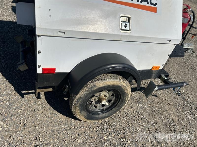 Generac MLT4060MV 6 kW Light Tower (Inoperable) Πύργοι προβολέων