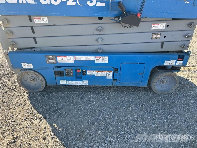 Genie GS-2032 Electric Scissor Lift Ollós emelők