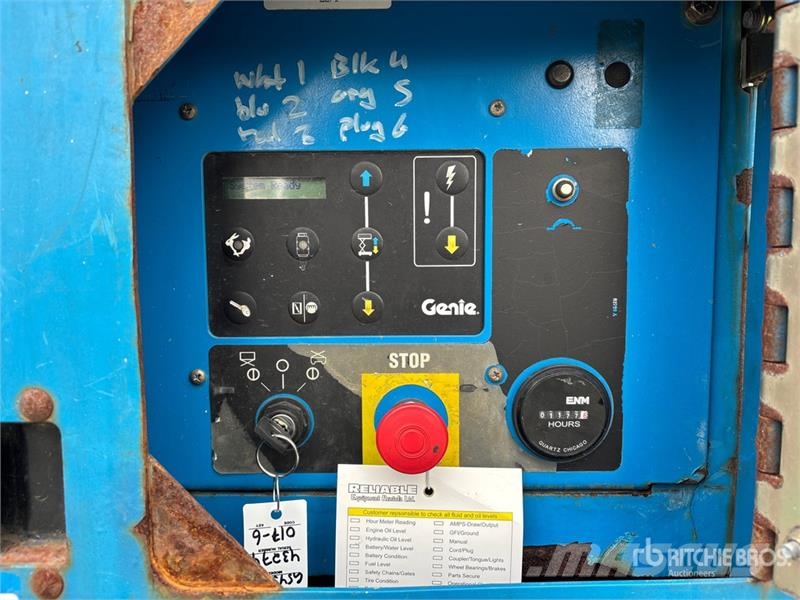 Genie GS-4390RT 4x4 Diesel Scissor Lift Scheren-Arbeitsbühnen