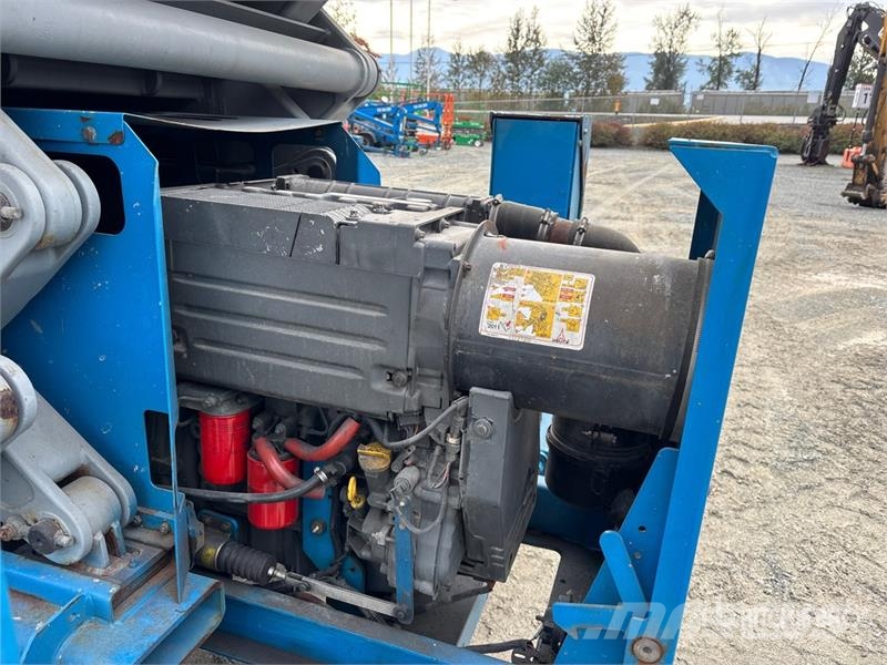 Genie GS-4390RT 4x4 Diesel Scissor Lift Scheren-Arbeitsbühnen