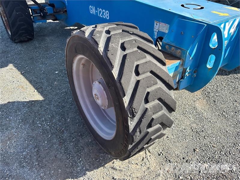 Genie S-125 4WD Diesel Telescopic Boom Lift Piattaforme a braccio telescopico