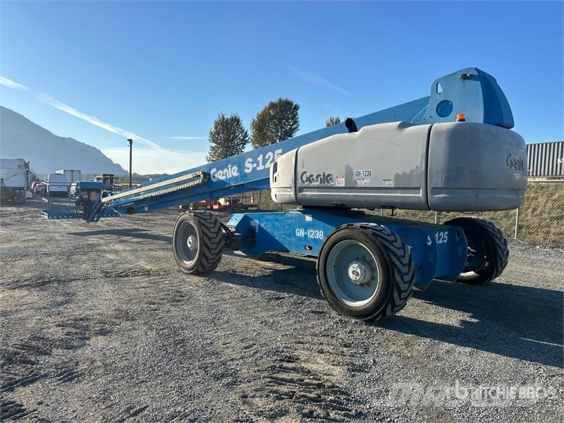 Genie S-125 4WD Diesel Telescopic Boom Lift رافعات سلة تلسكوبية