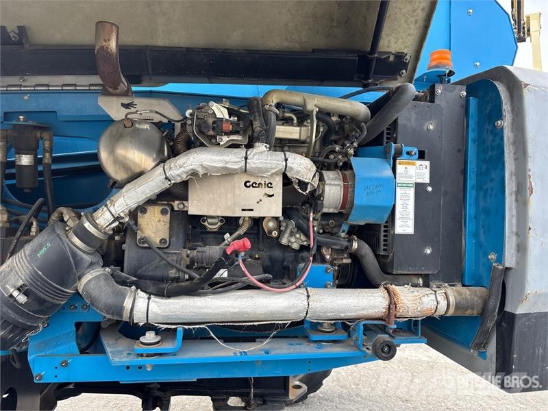 Genie S-125 4WD Diesel Telescopic Boom Lift Teleszkópos emelők