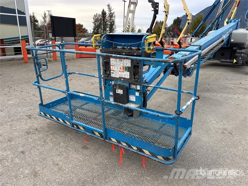 Genie S-125 4WD Diesel Telescopic Boom Lift Teleszkópos emelők