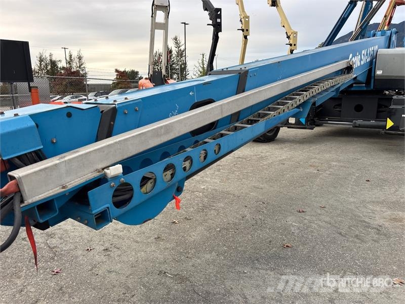 Genie S-125 4WD Diesel Telescopic Boom Lift Teleszkópos emelők