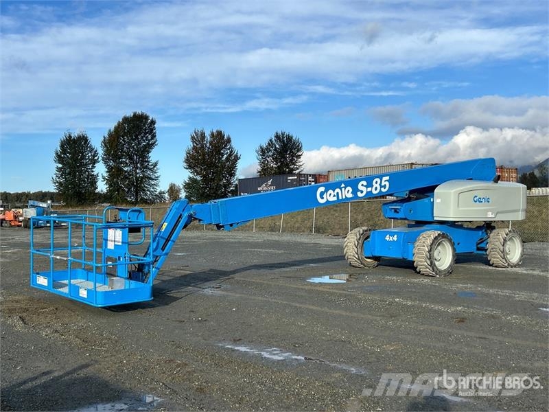 Genie S-85 4WD Diesel 4WD Diesel Telescopic Boom Lift Телескопични повдигачи