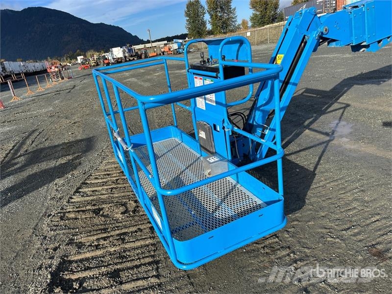 Genie S-85 4WD Diesel 4WD Diesel Telescopic Boom Lift Телескопични повдигачи