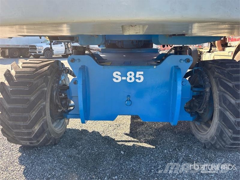Genie S-85 4WD Diesel 4WD Diesel Telescopic Boom Lift Teleskopske podizne platforme