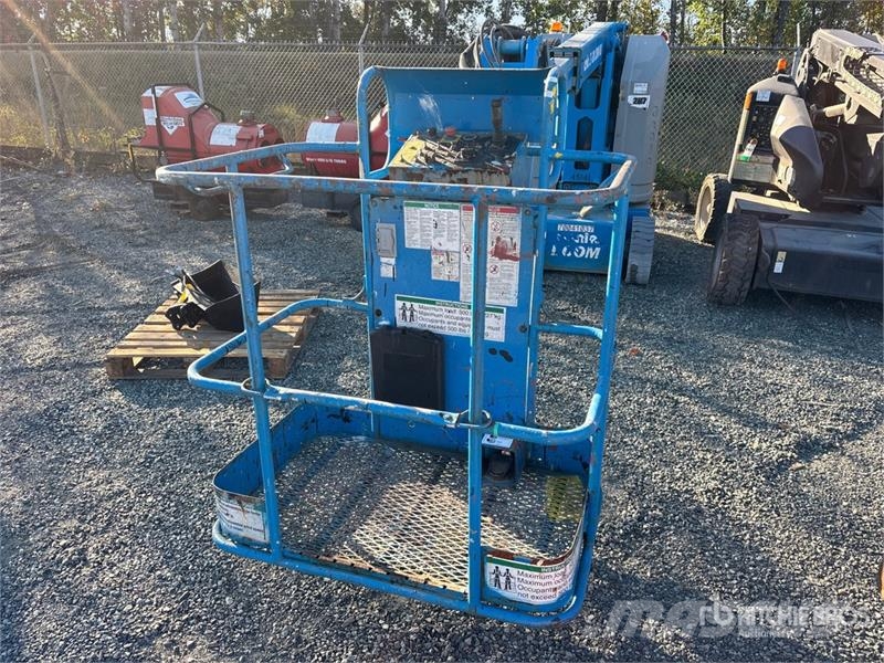 Genie Z-30/20N RJ 2WD Electric Articulating Boom Lift Nacelles articulées